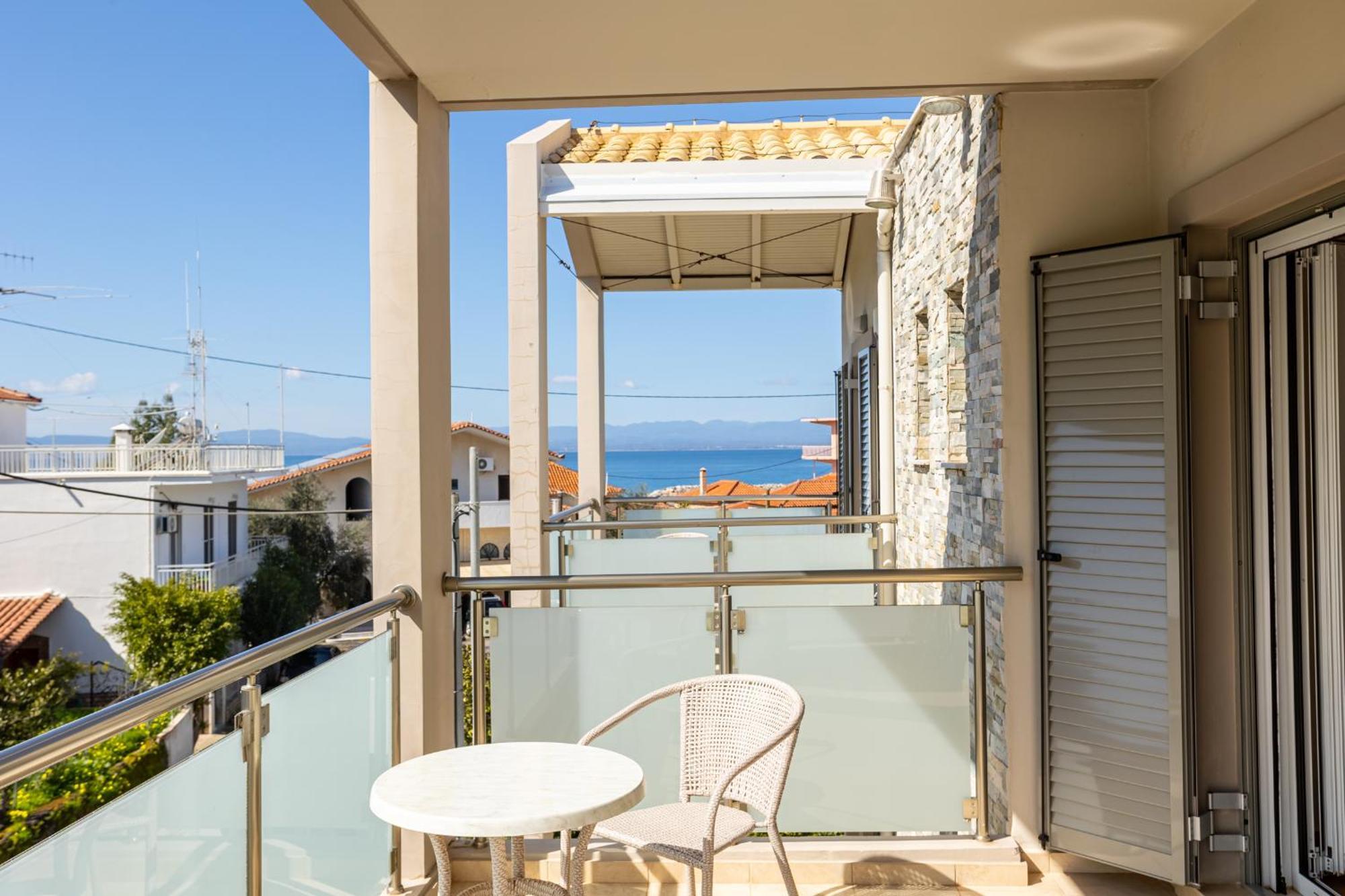 Avia Blue Maisonettes - Messinia Gulf Retreat Exterior photo